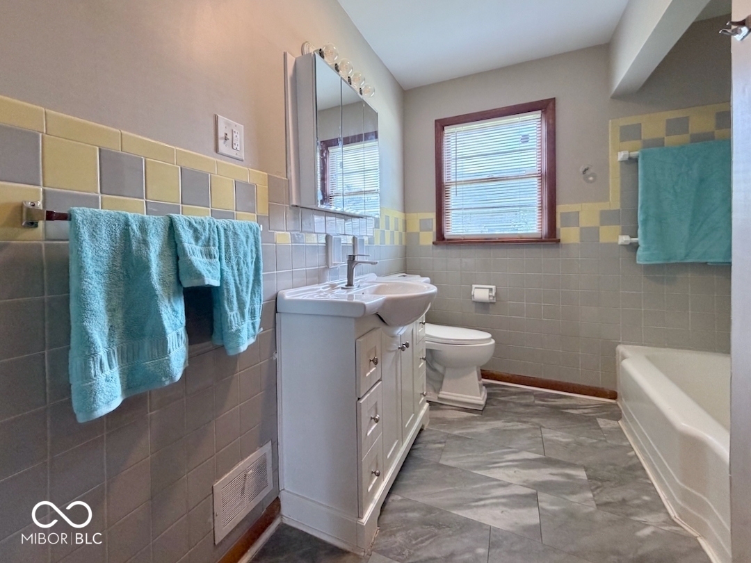 312 South Carr Road Plainfield, IN 46168 - Photo 23 of 45