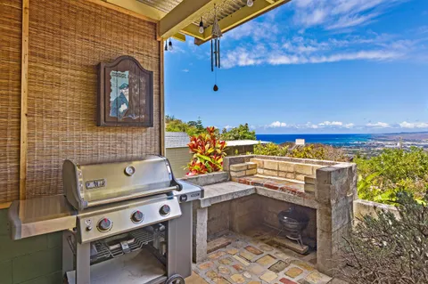 $1,375,000 | 219 Ekoa Place, Wailuku, HI 96793