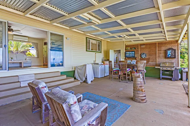 $1,375,000 | 219 Ekoa Place, Wailuku, HI 96793