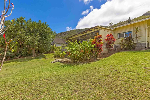 $1,375,000 | 219 Ekoa Place, Wailuku, HI 96793