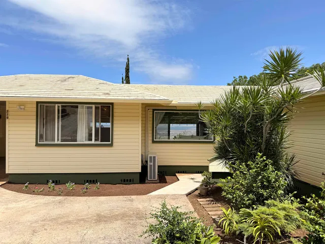 $1,375,000 | 219 Ekoa Place, Wailuku, HI 96793