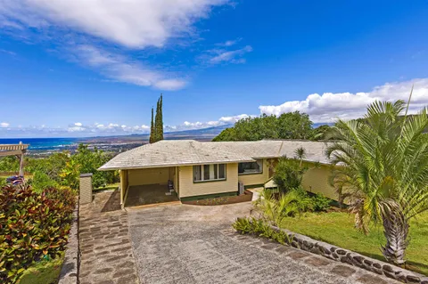 $1,375,000 | 219 Ekoa Place, Wailuku, HI 96793