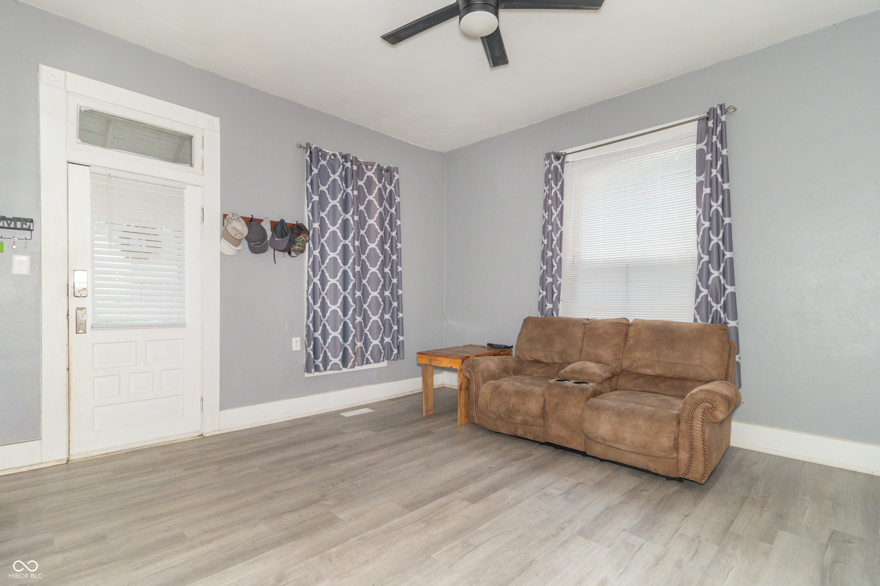 308 Baldwin Street Greenfield, IN 46140 - Photo 3 of 33