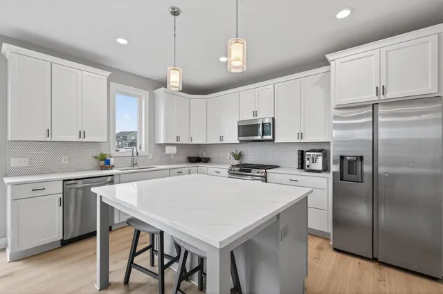 $547,900 | 2168 Westpointe Drive, Hastings, MN 55033