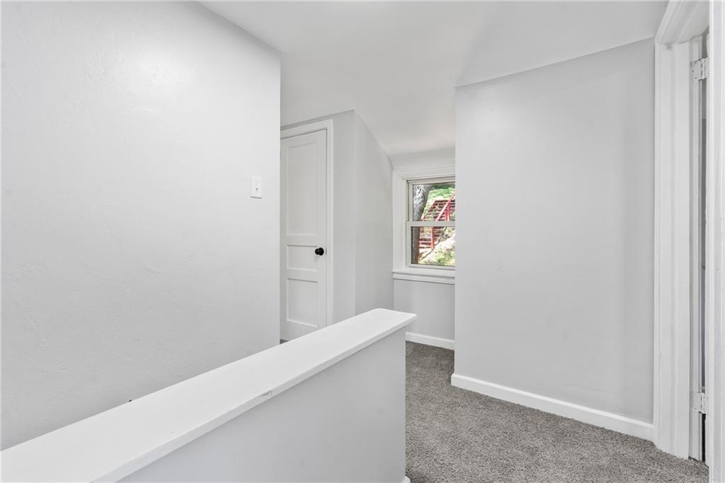 322 Bascom Avenue Pittsburgh, PA 15214 - Photo 17 of 29 a view of an empty room