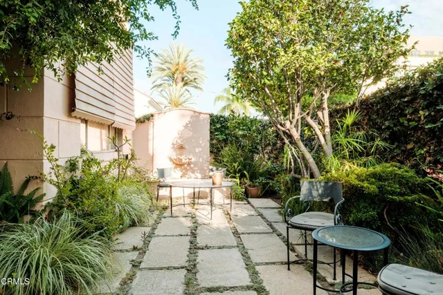 $995,000 | 80 North Euclid Avenue, Unit 102, Pasadena, CA 91101