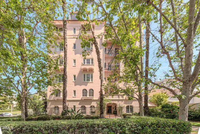 $995,000 | 80 North Euclid Avenue, Unit 102, Pasadena, CA 91101