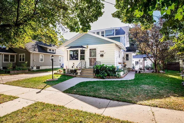 $265,000 | 1364 12th Avenue South, Fargo, ND 58103