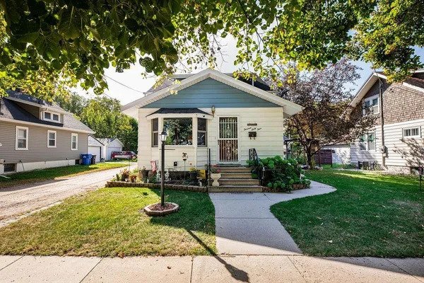 $265,000 | 1364 12th Avenue South, Fargo, ND 58103