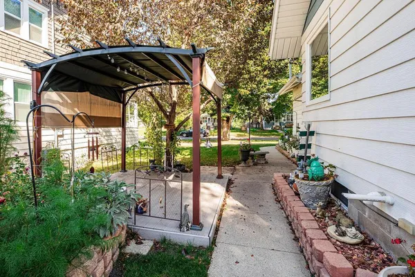 $265,000 | 1364 12th Avenue South, Fargo, ND 58103