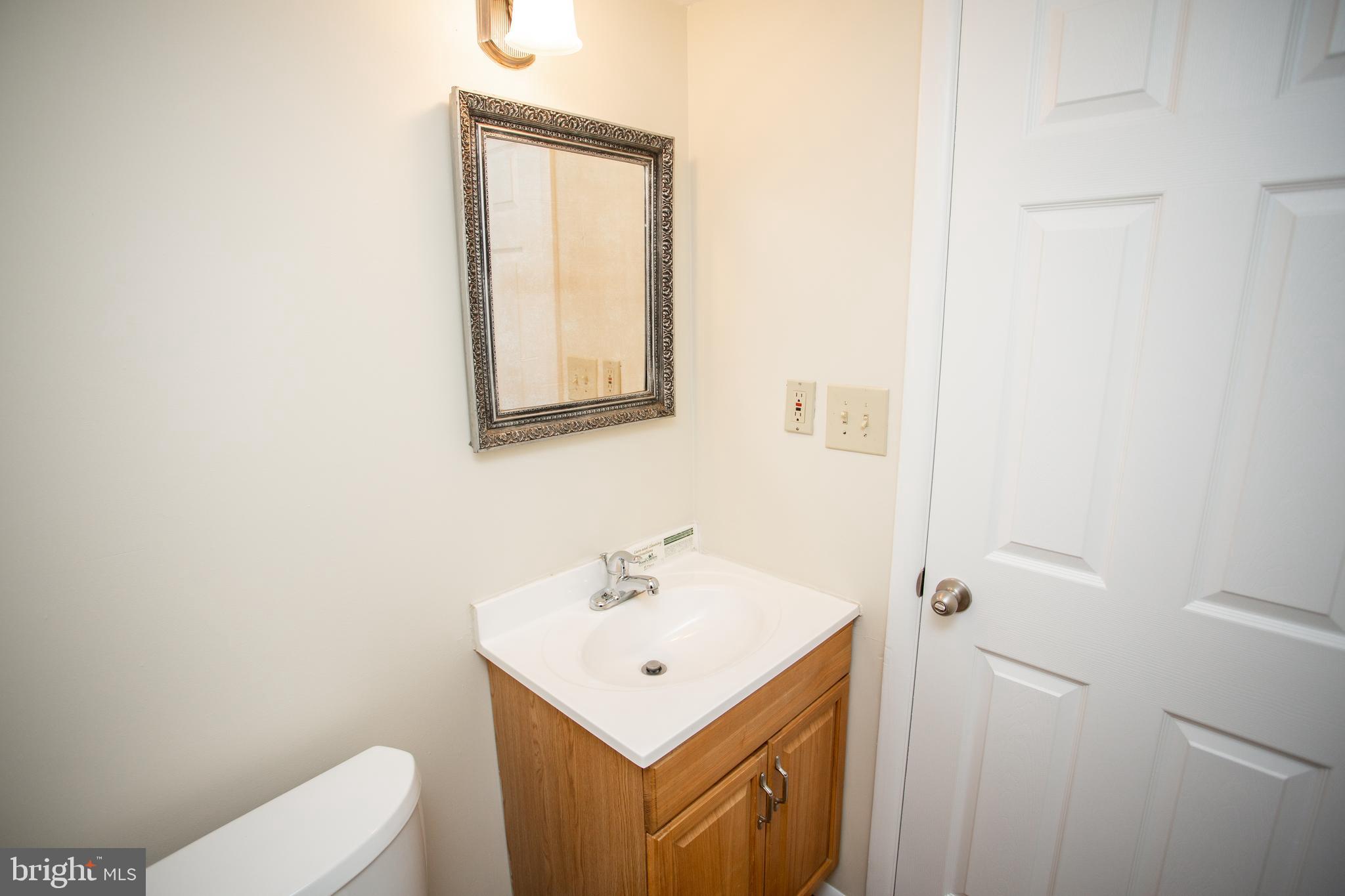 11 Dover Drive Lindenwold, NJ 08021 - Photo 18 of 41 First Floor Powder Room