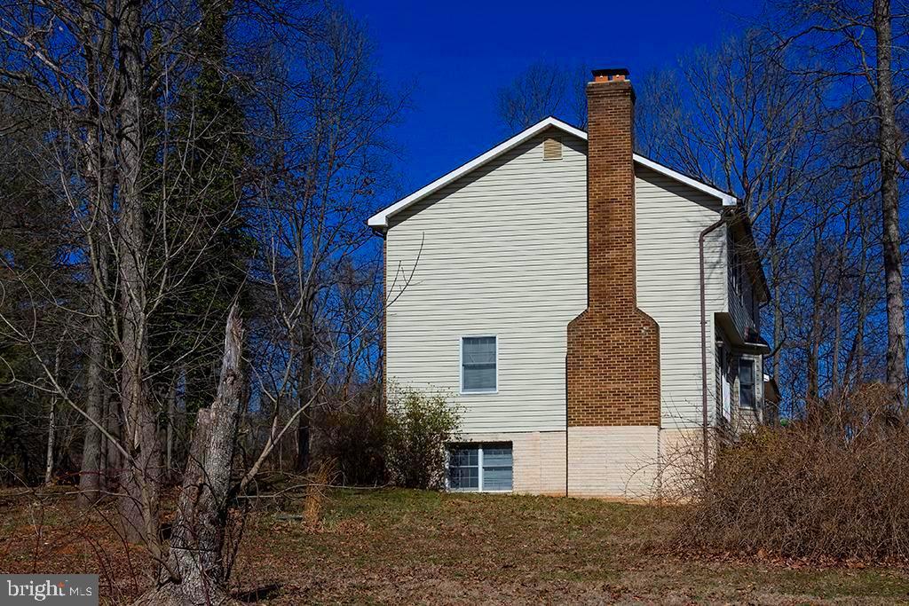 9721 Green Road Midland, VA 22728 - Photo 4 of 46 Gallery Image 4