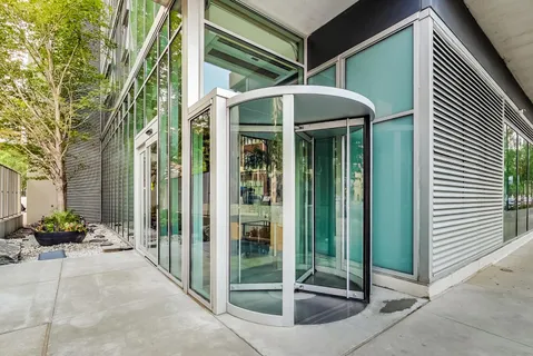 $350,000 | 1720 South Michigan Avenue, Unit 902, Chicago, IL 60616