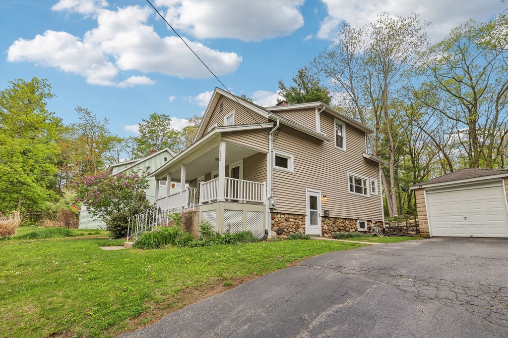 220 Olean Street Worcester, MA 01602 - Photo 2 of 39