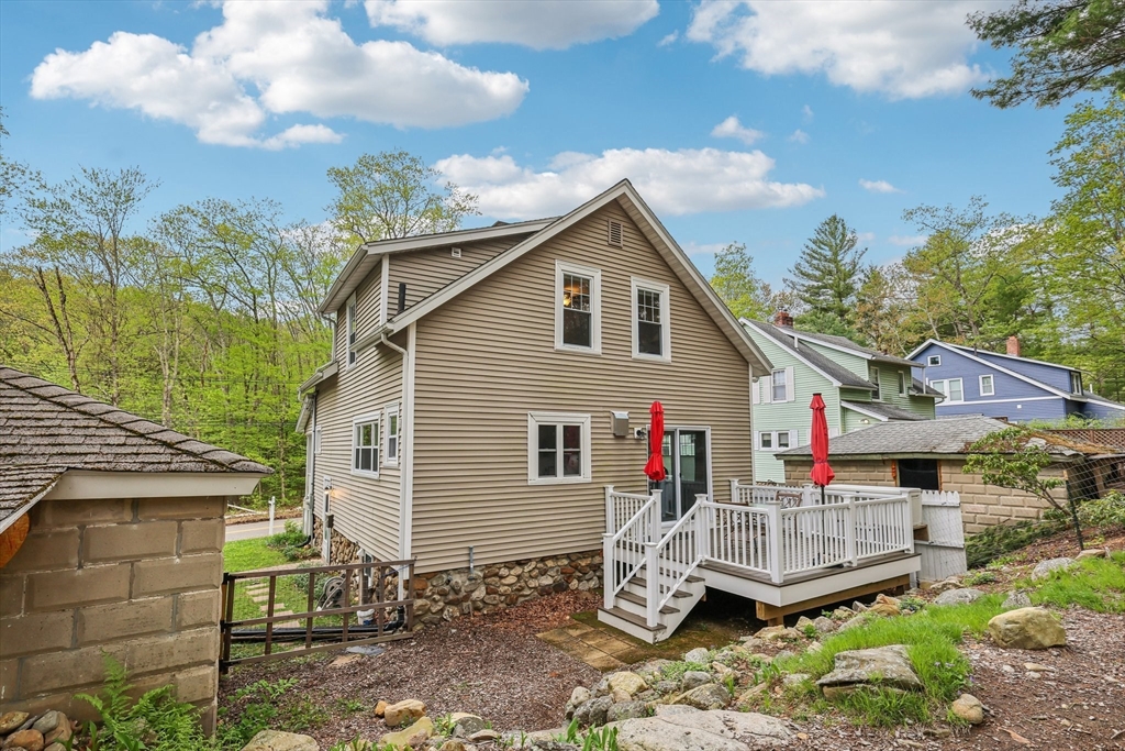 220 Olean Street Worcester, MA 01602 - Photo 26 of 39