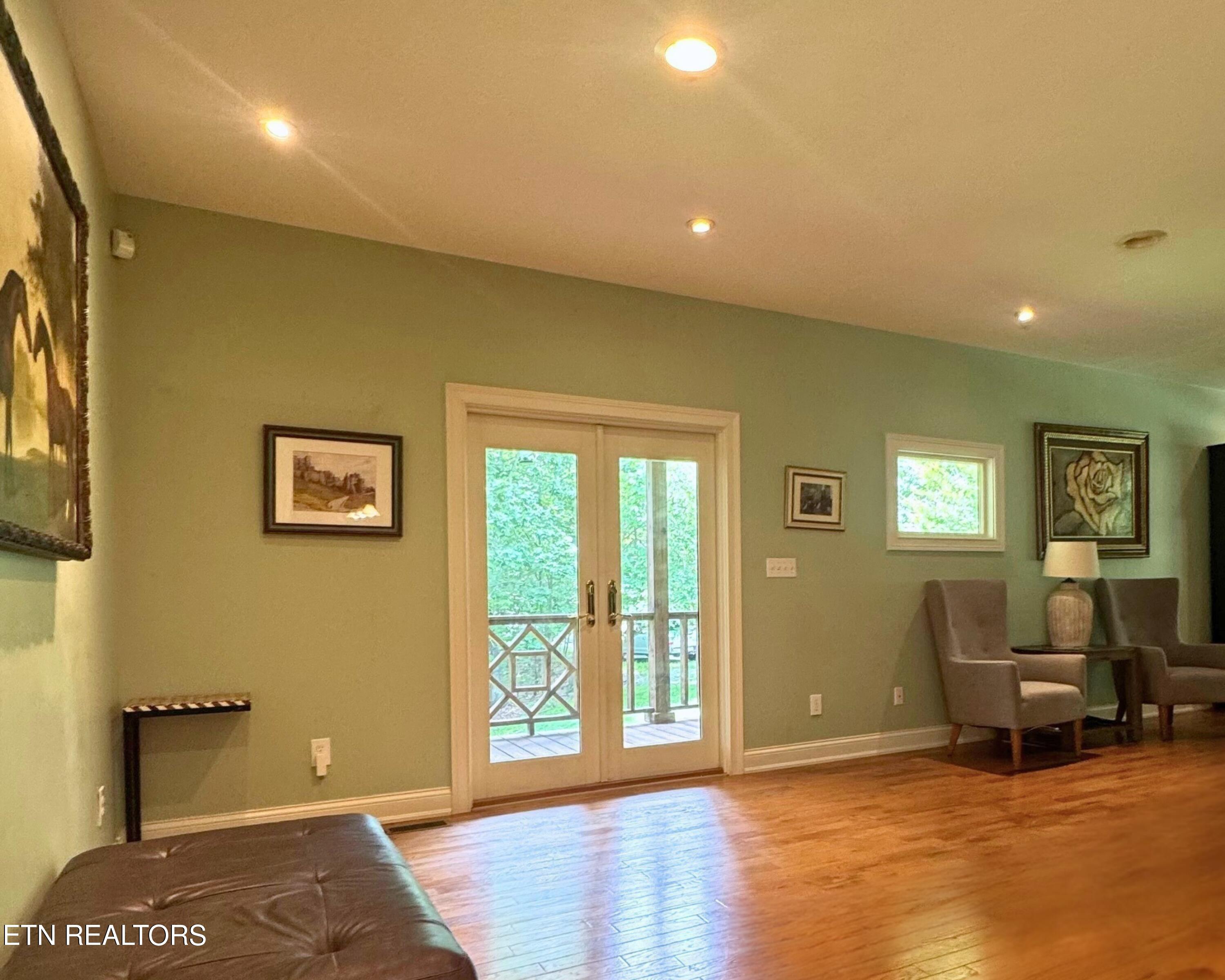 2227 Paint Rock Ferry Road Kingston, TN 37763 - Photo 21 of 28 Great Room