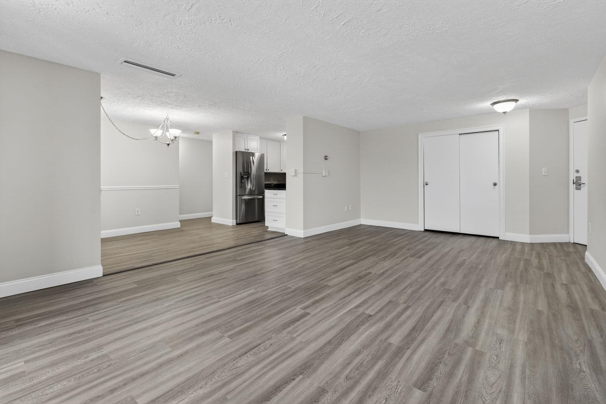 55 River Road, Unit 9C Manchester, NH 03104 - Photo 11 of 32