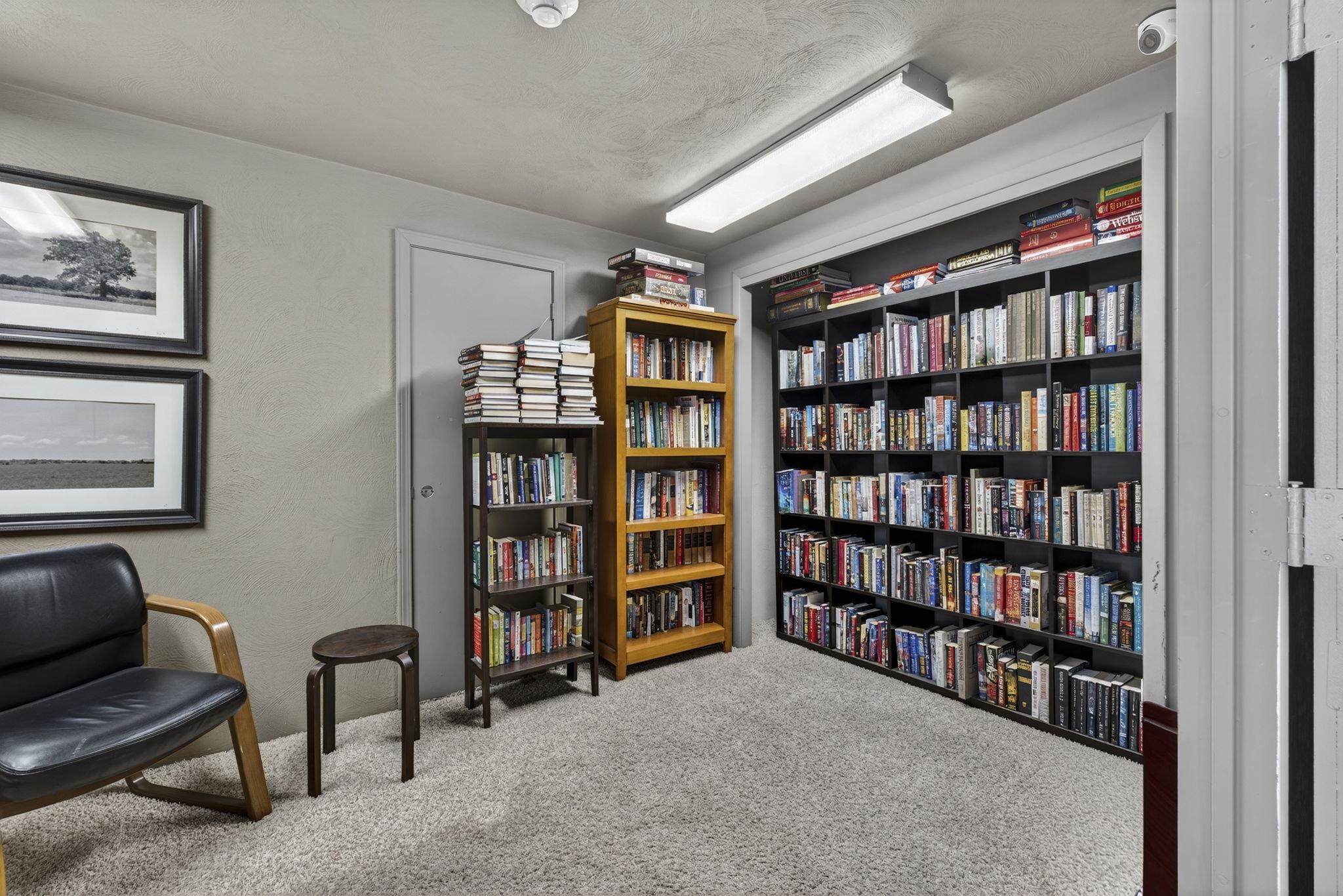 55 River Road, Unit 9C Manchester, NH 03104 - Photo 27 of 32