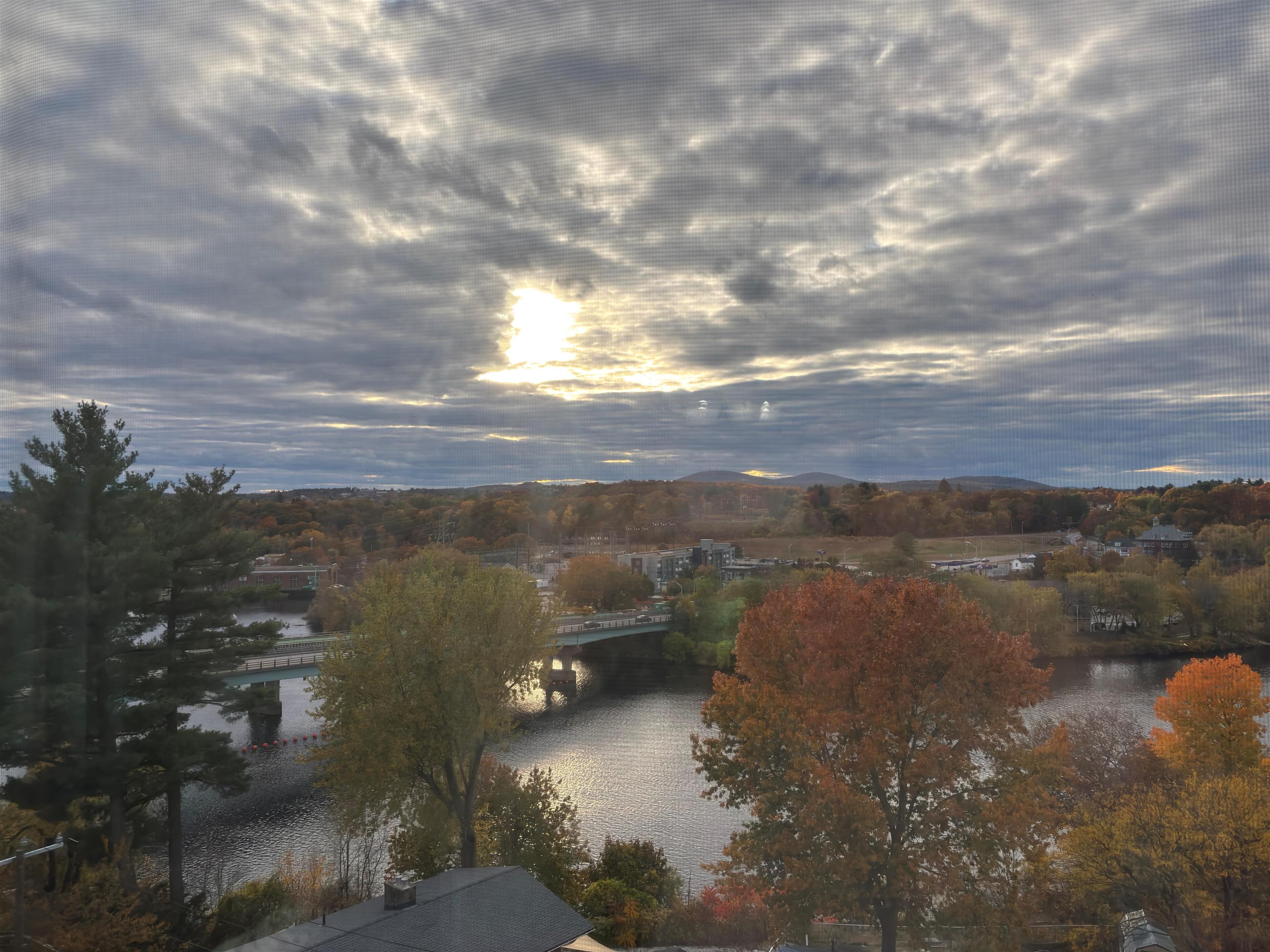 55 River Road, Unit 9C Manchester, NH 03104 - Photo 31 of 32