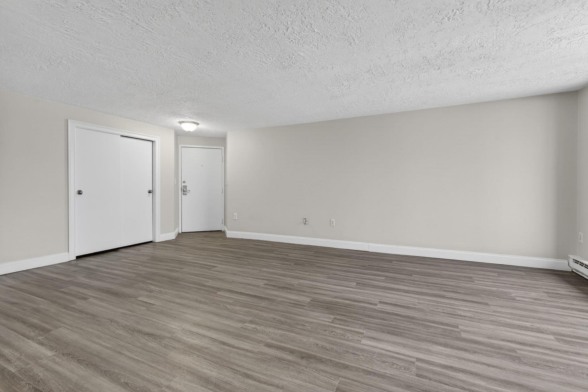 55 River Road, Unit 9C Manchester, NH 03104 - Photo 9 of 32