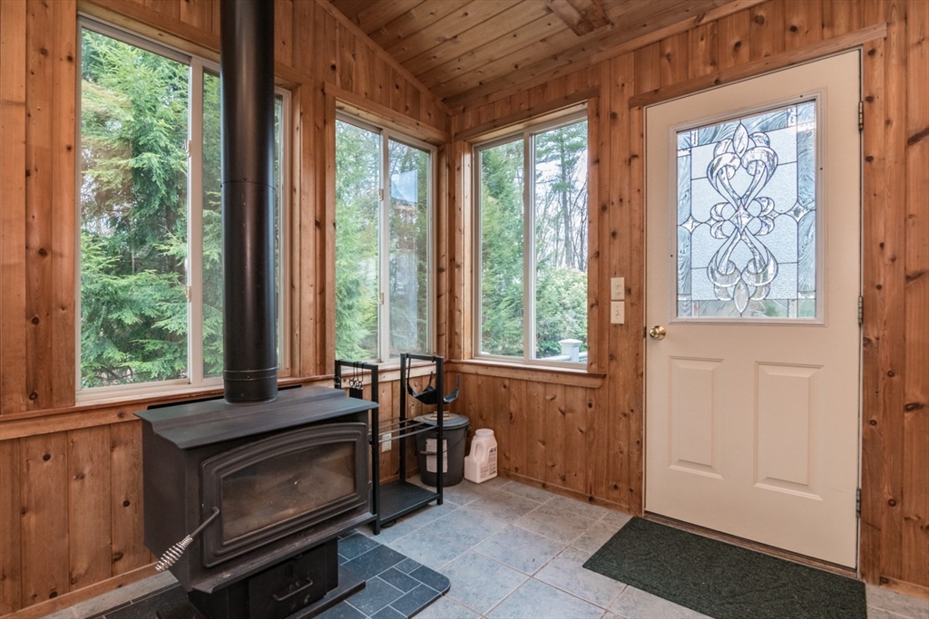 72 Randall Road Montague, MA 01351 - Photo 18 of 41