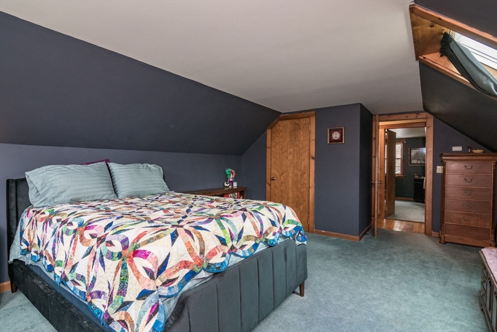 72 Randall Road Montague, MA 01351 - Photo 21 of 41