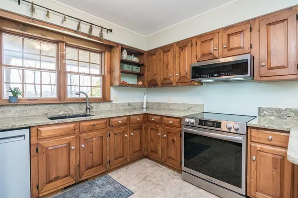 $515,000 | 72 Randall Road, Montague, MA 01351