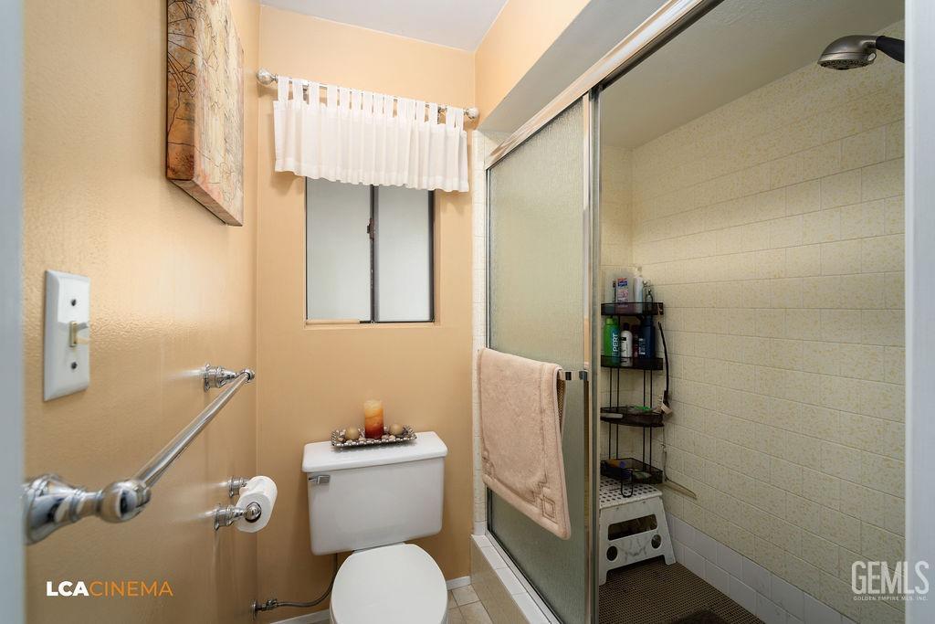 Undisclosed Address Bakersfield, CA 93308 - Photo 18 of 27