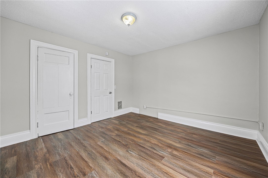 459 Parsells Avenue Rochester, NY 14609 - Photo 14 of 29