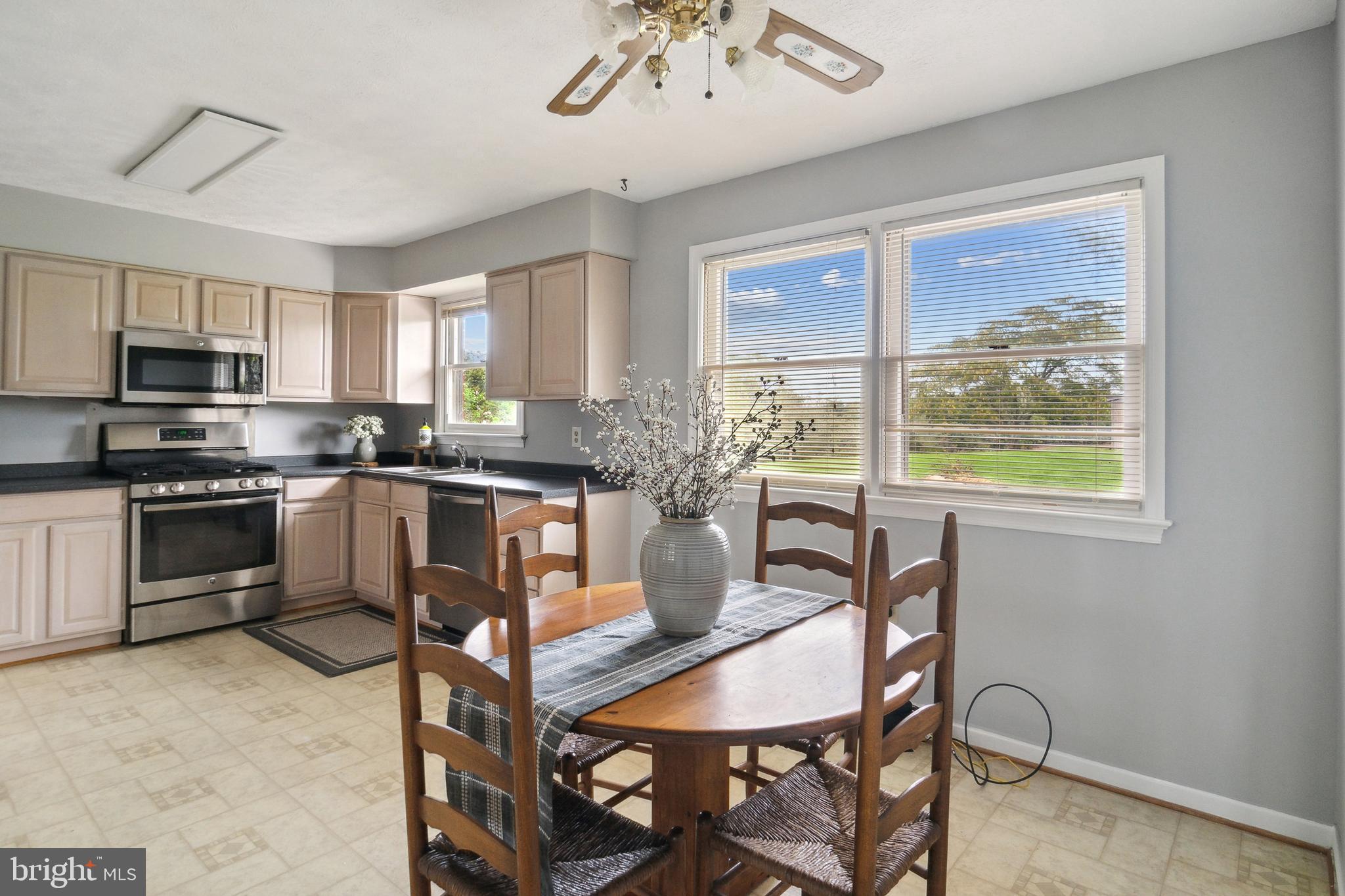 320 Red Oak Road Cross Junction, VA 22625 - Photo 11 of 52