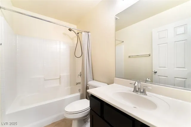 $2,200 | 436 White Heart Road, Las Vegas, NV 89148