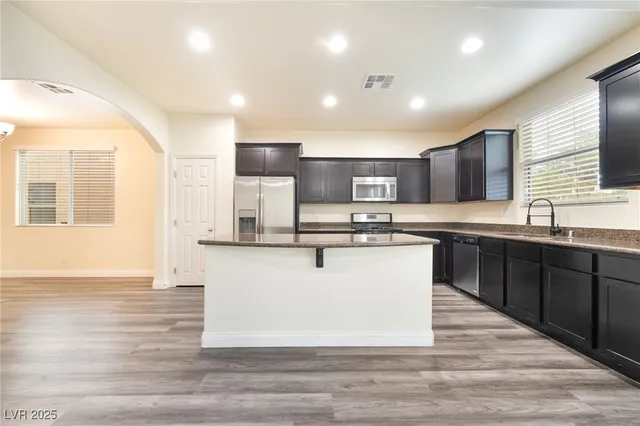 $2,200 | 436 White Heart Road, Las Vegas, NV 89148