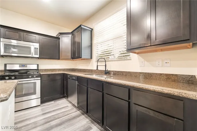 $2,200 | 436 White Heart Road, Las Vegas, NV 89148