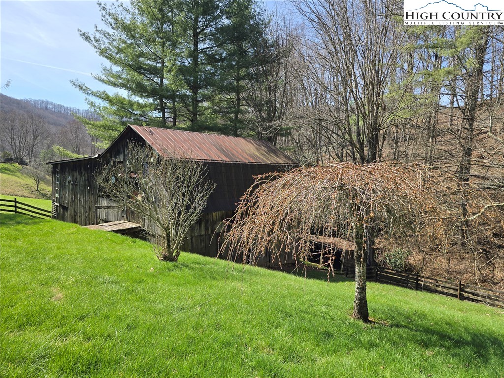 3160 Roundabout Road Creston, NC 28615 - Photo 12 of 50 Gallery Image 12