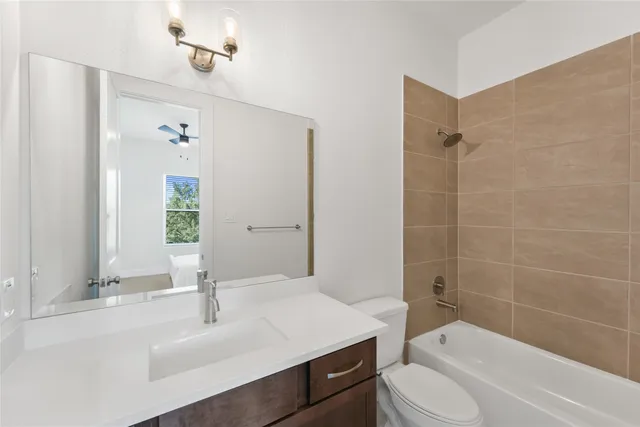 $877,000 | 1503 Vermont Street, Unit A, Houston, TX 77006