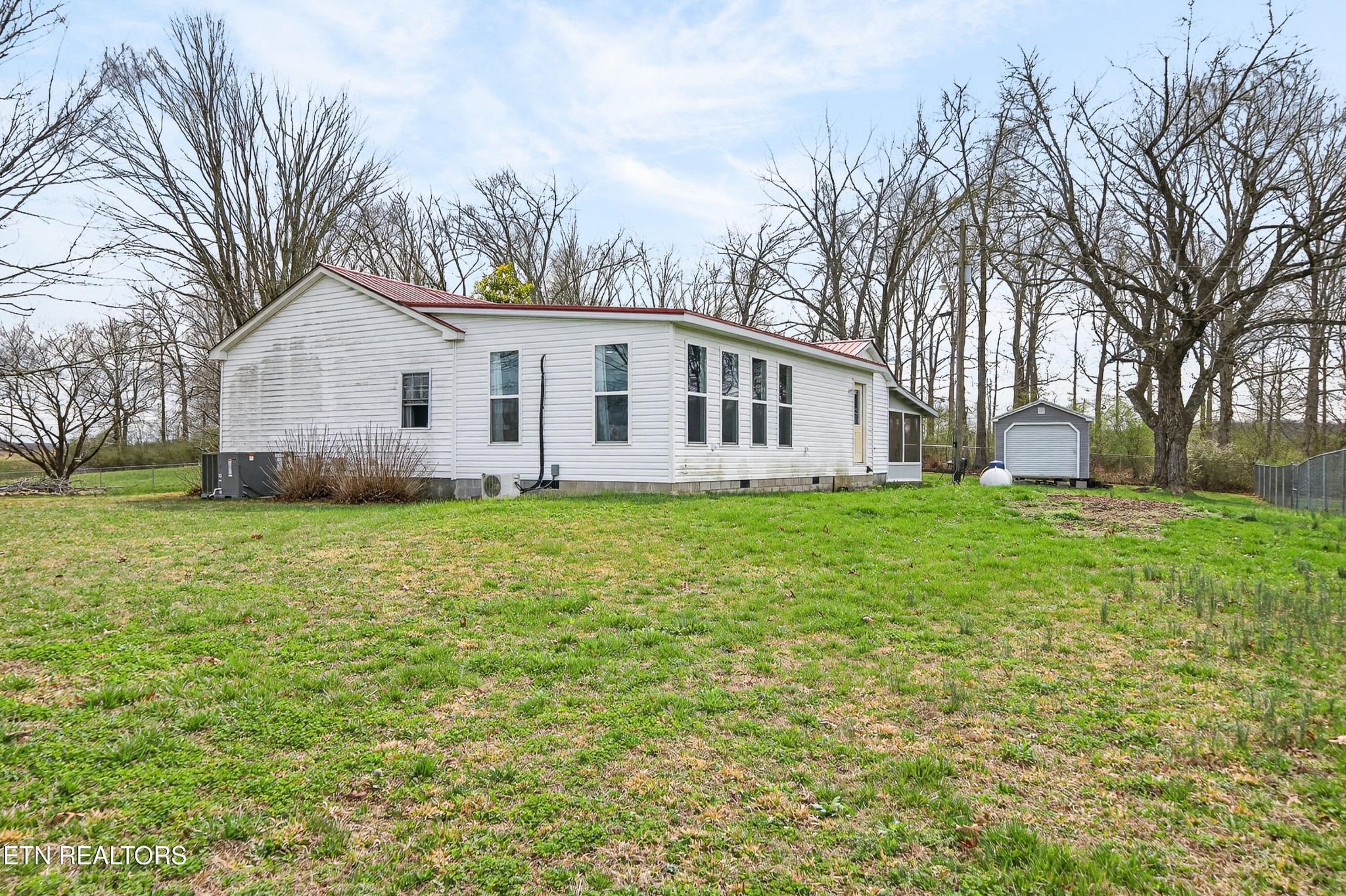 6311 Eastland Road Sparta, TN 38583 - Photo 38 of 43