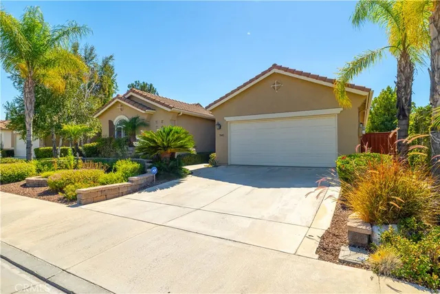 $690,000 | 39483 Almaden Circle, Murrieta, CA 92563