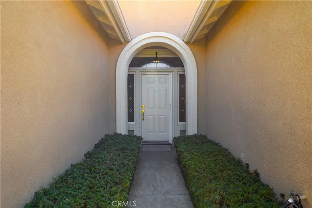 $690,000 | 39483 Almaden Circle, Murrieta, CA 92563