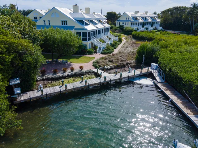 $2,600,000 | 81250 Overseas Highway, Unit 5, Islamorada, FL 33036