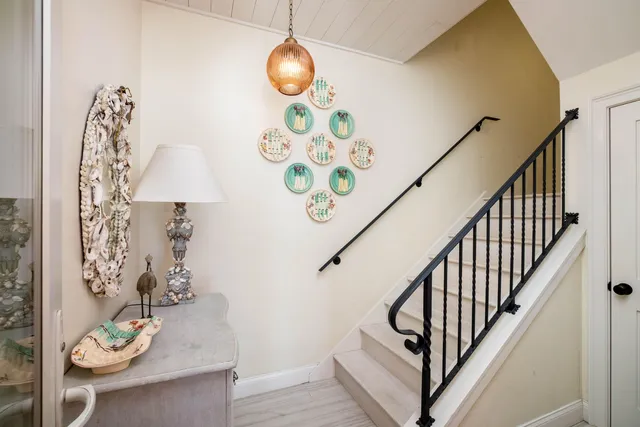 $2,600,000 | 81250 Overseas Highway, Unit 5, Islamorada, FL 33036