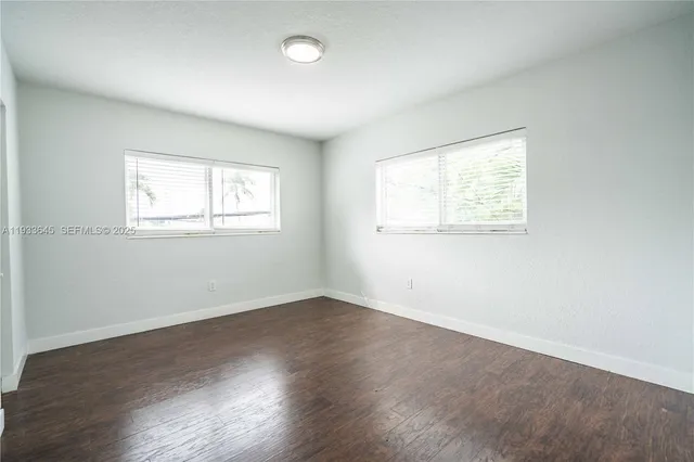 $2,490 | 1940 Biarritz Drive, Unit 16, Miami Beach, FL 33141