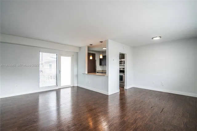 $2,490 | 1940 Biarritz Drive, Unit 16, Miami Beach, FL 33141