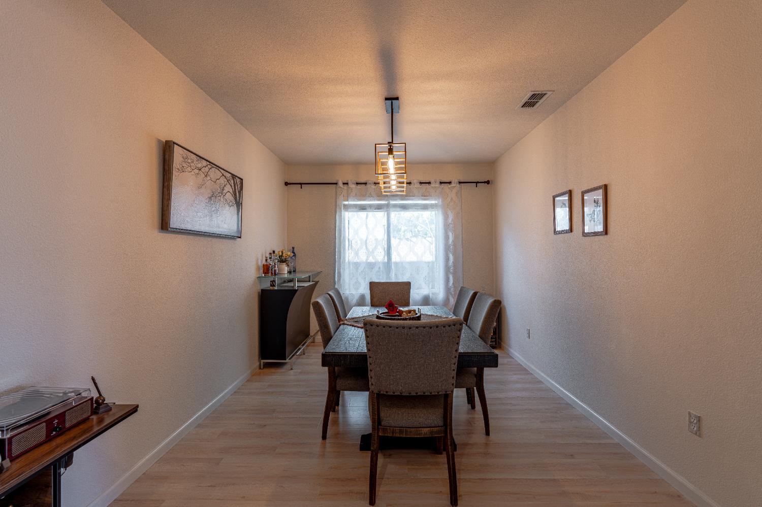 3710 Huntington Road West Sacramento, CA 95691 - Photo 6 of 46 a dining room with furniture and window