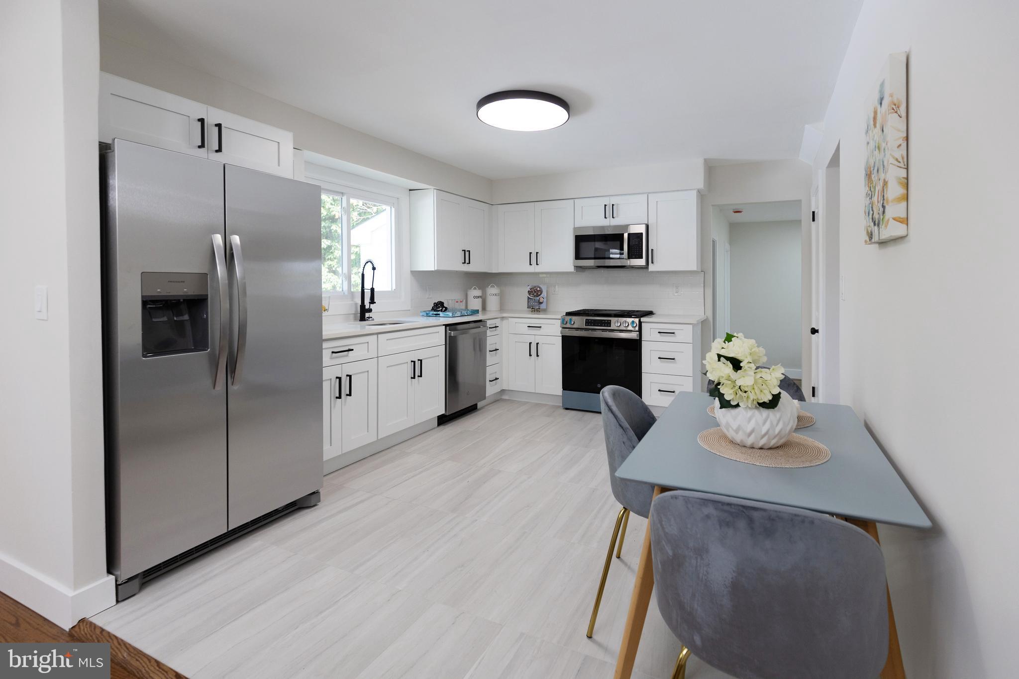 127 Parkview Road Stratford, NJ 08084 - Photo 11 of 41