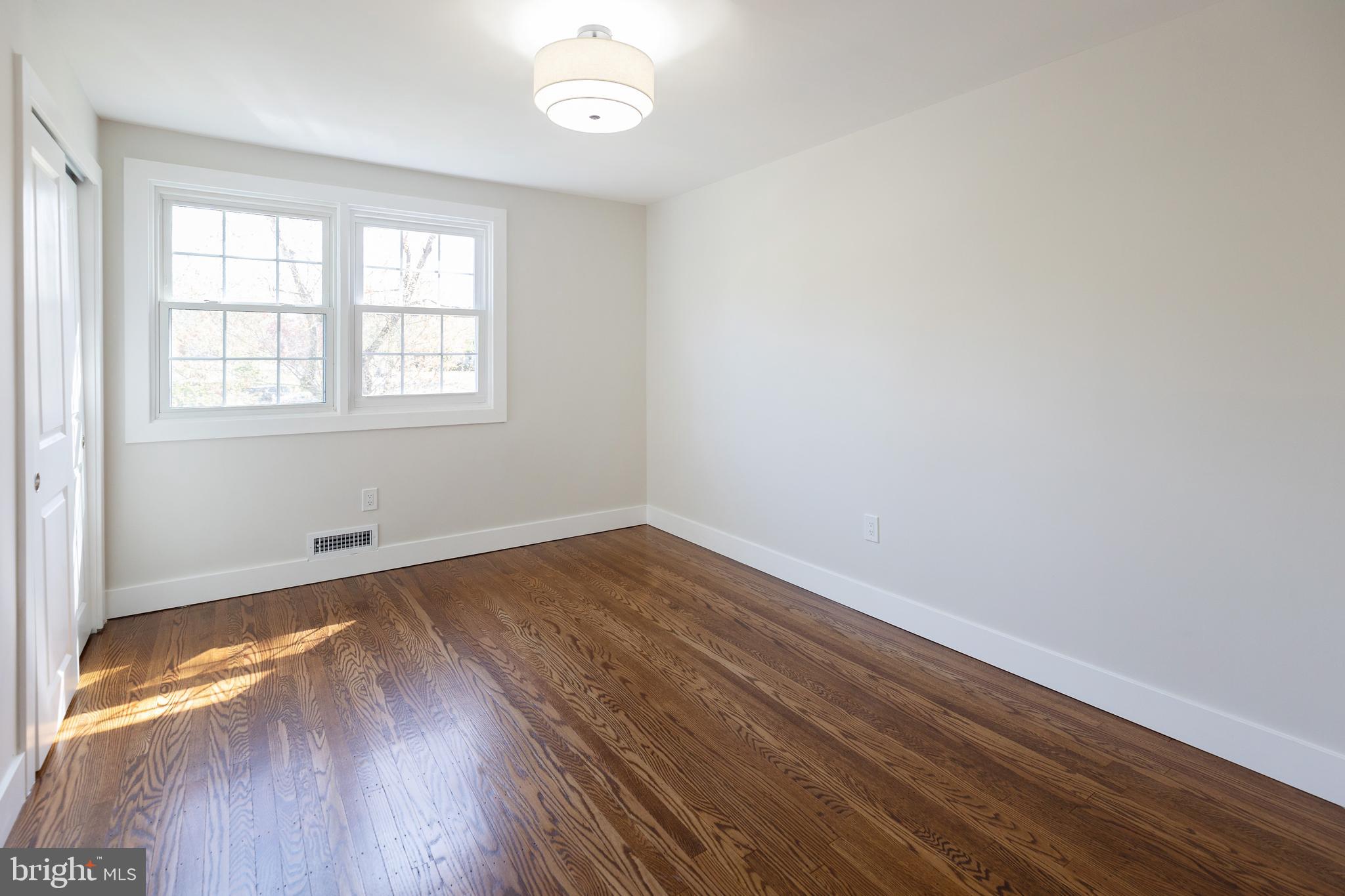 127 Parkview Road Stratford, NJ 08084 - Photo 28 of 41