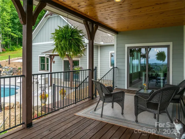 $1,600,500 | 1590 South 226th Highway, Bakersville, NC 28705