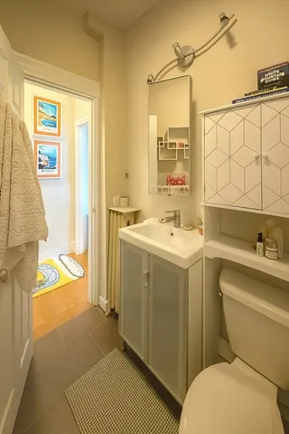 $2,100 | 456 Medford Street, Unit 4, Somerville, MA 02145