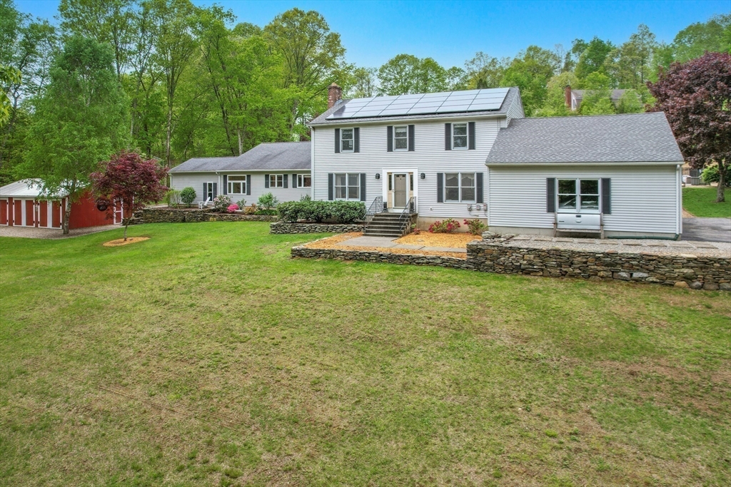 217 Chamberlain Hill Road Barre, MA 01005 - Photo 3 of 31