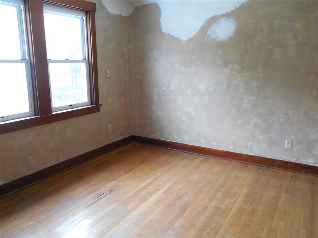 206 Rustic Avenue Pittsburgh, PA 15210 - Photo 5 of 12 Gallery Image 5