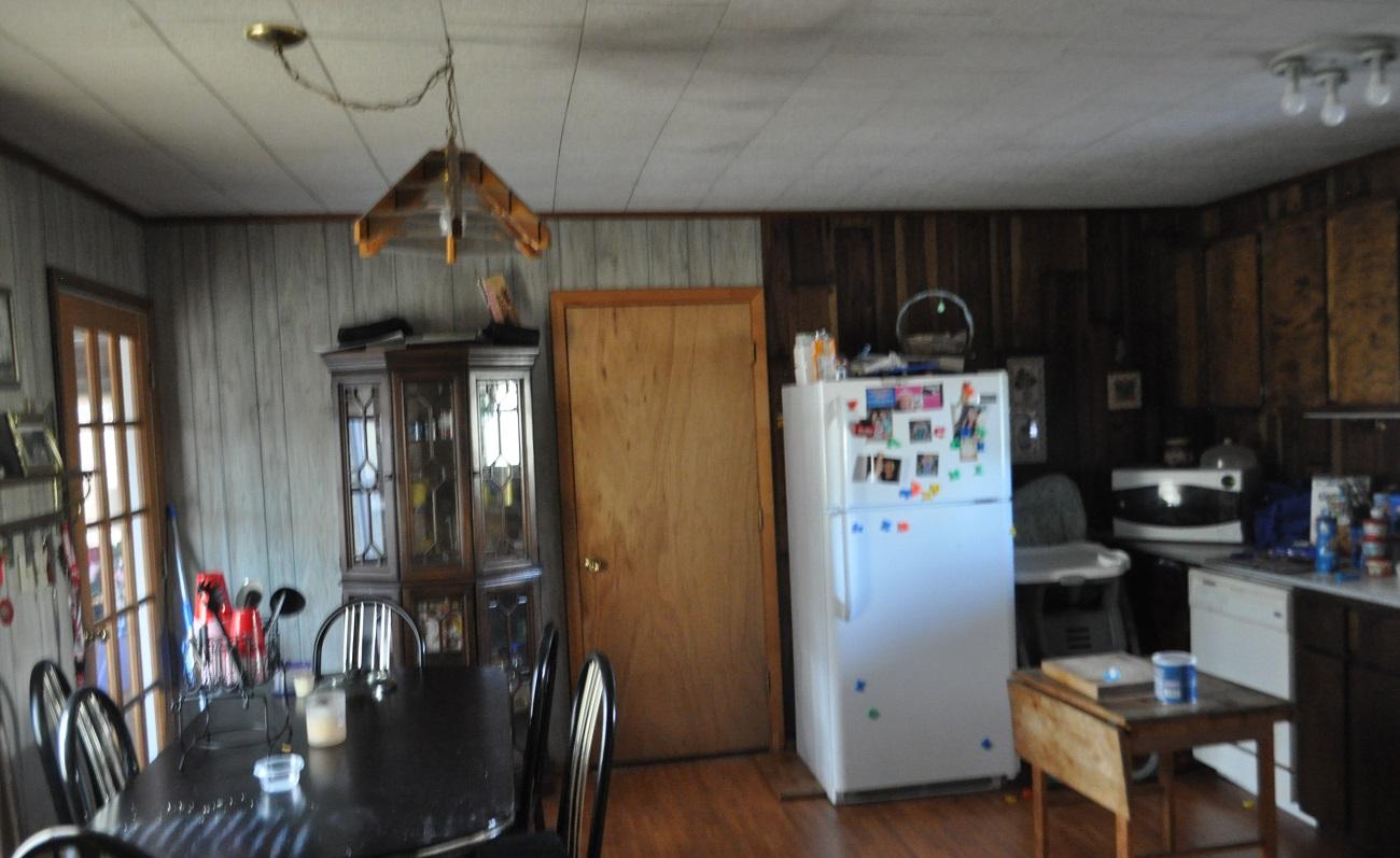 6901 Castor Road Wise, VA 24293 - Photo 4 of 5 kitchen